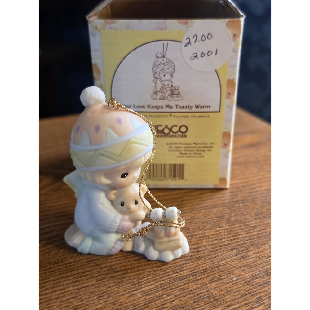 Precious Moments ORNAMENT ~ YOUR LOVE KEEPS ME TOASTY WARM 2000 795577